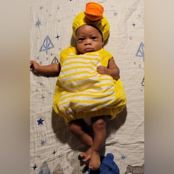 Duck Baby Costume SZ 0-6 months - Picture 4 of 4